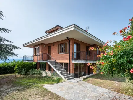 Location maison à Bossolasco, Pinetina