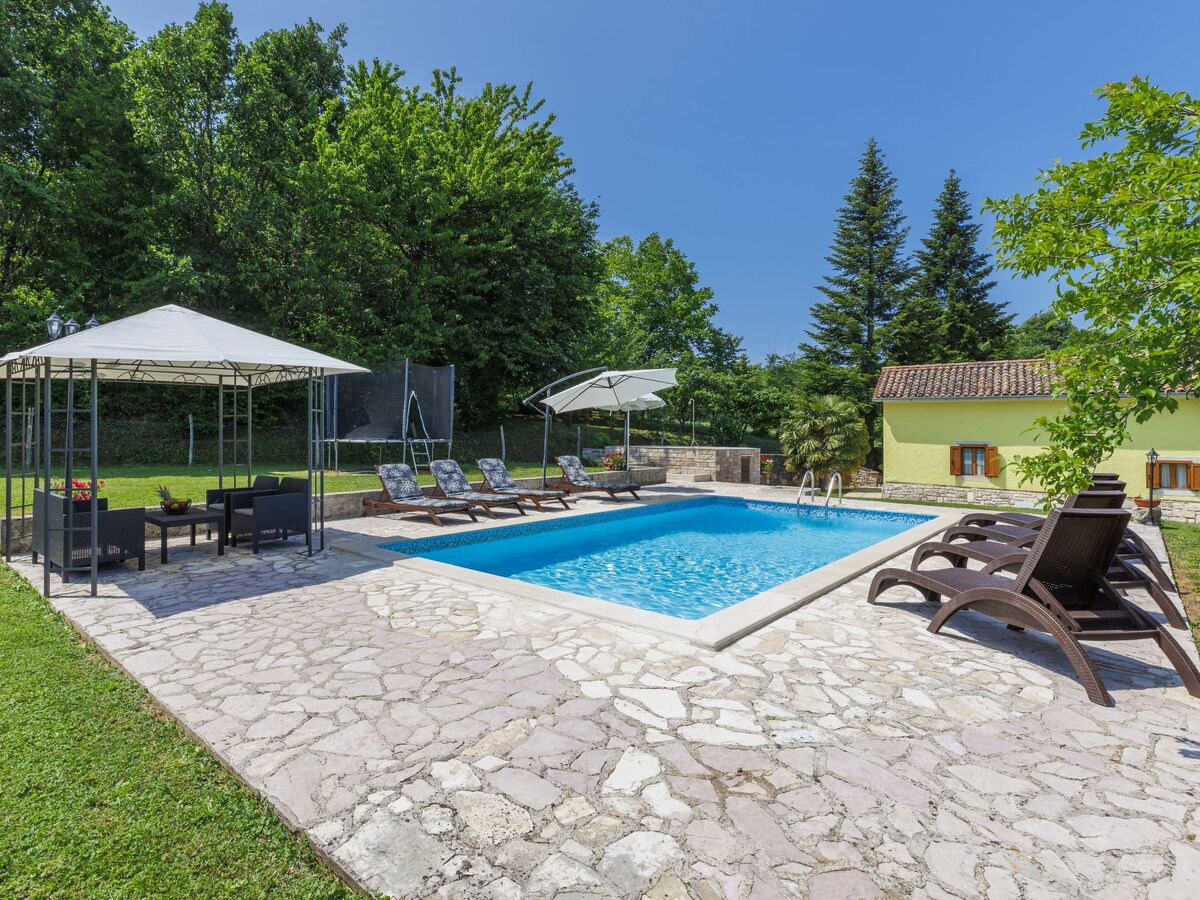 Maison Donada à Labin : piscine privée et terrain - Photo 2