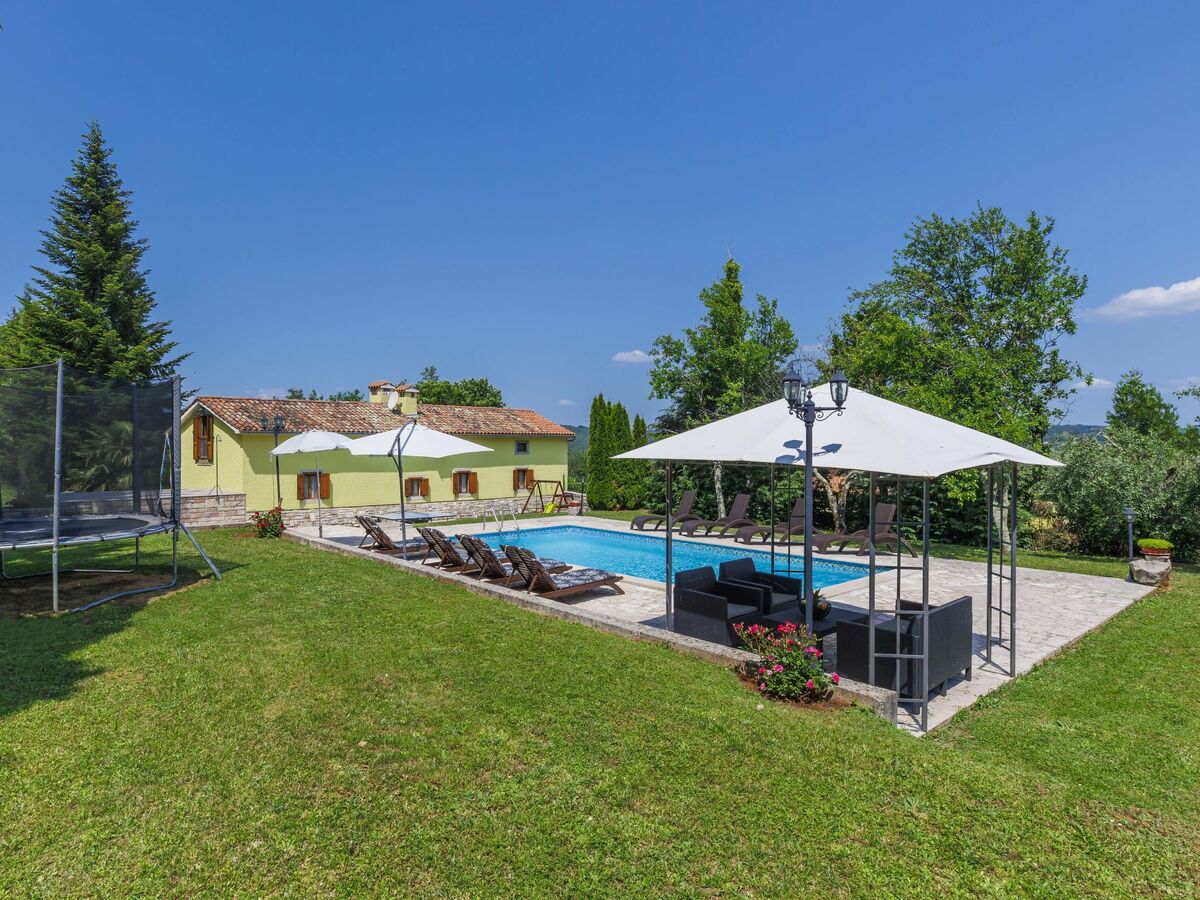 Maison Donada à Labin : piscine privée et terrain - Photo 21