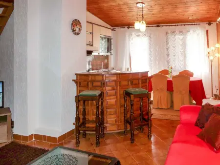 Maison Noel à Labin, 3 chambres avec terrain de 1000 m² : photo 7