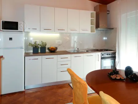 Maison Noel à Labin, 3 chambres avec terrain de 1000 m² : photo 10