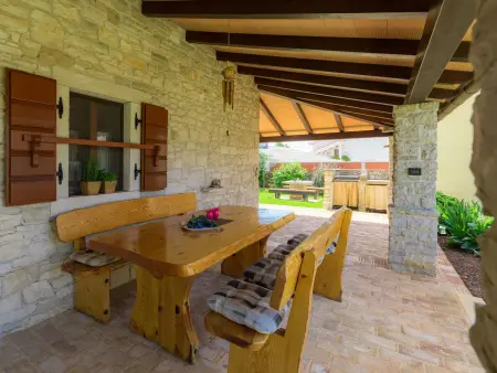 Maison Bozac avec piscine privée à Rovinj : photo 4