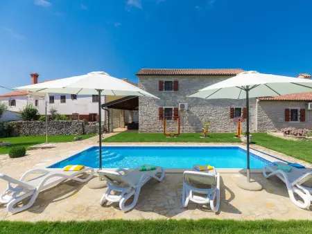 Maison Bozac avec piscine privée à Rovinj : photo 6