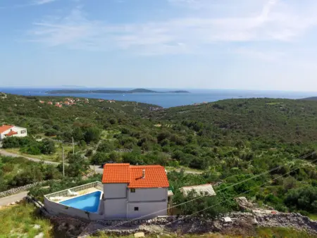 Maison 8 personnes avec piscine privée à Trogir : photo 6