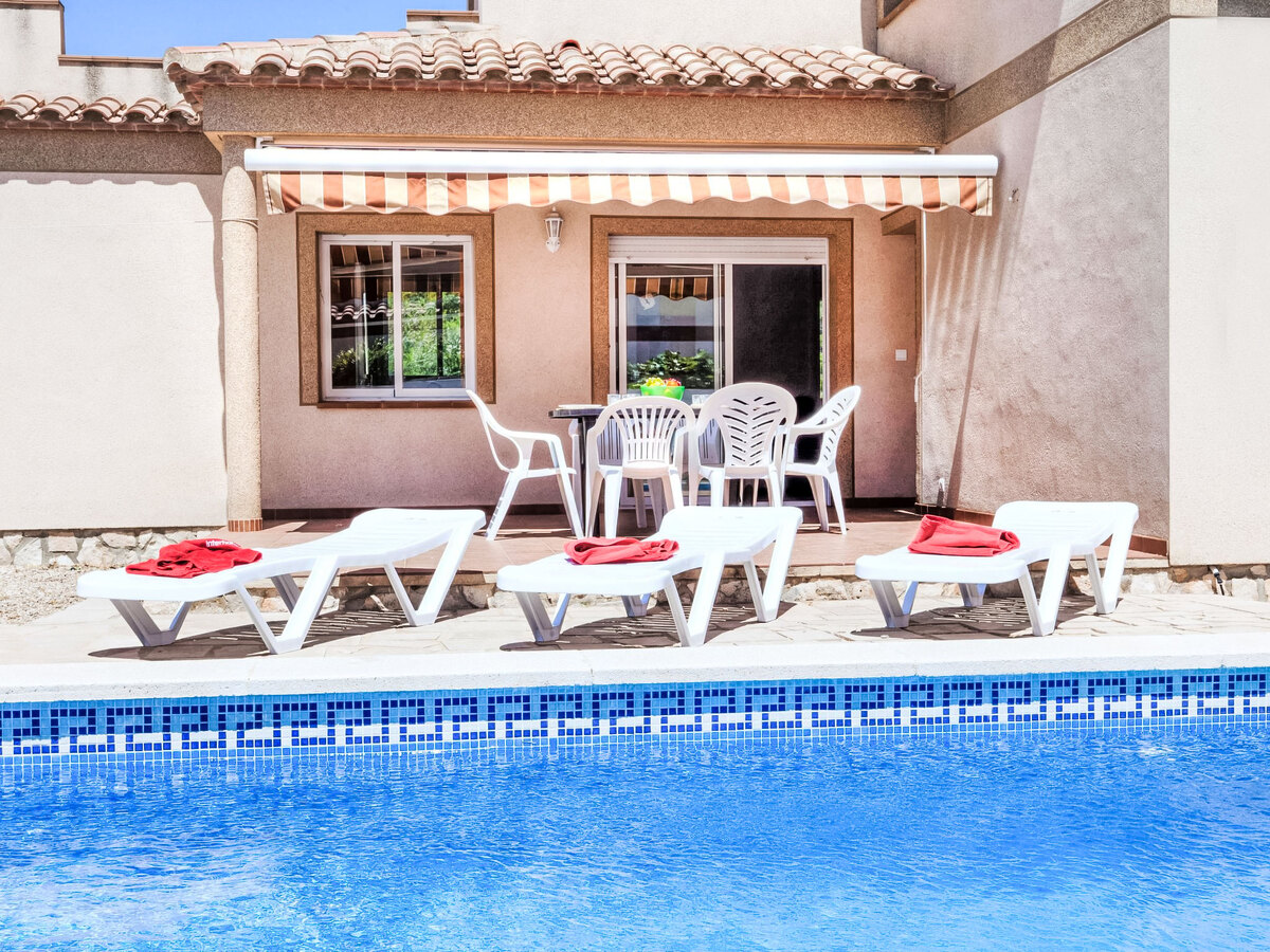 Villa Mimosa I – 8 pers., piscine privée à 1,1 km de plage - Photo 17