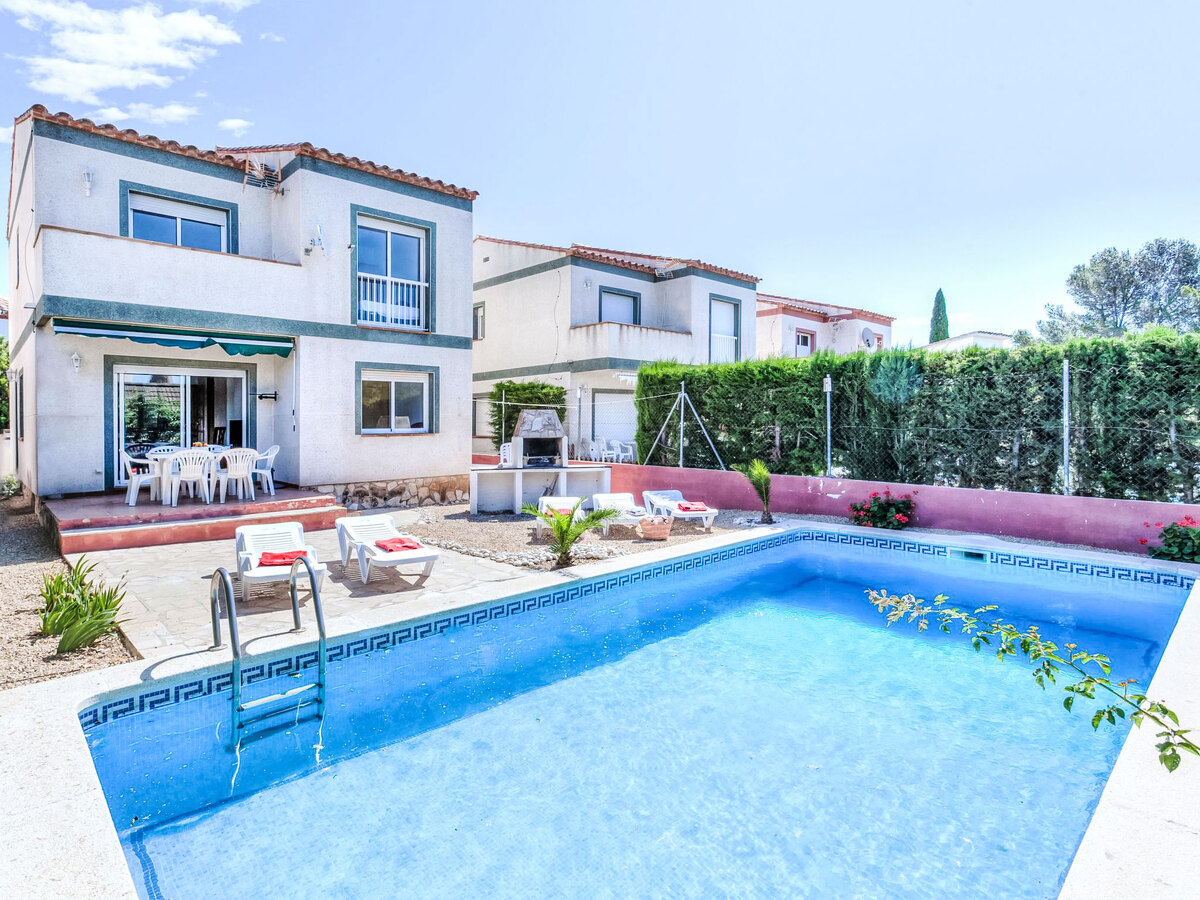 Villa Santa Marta II – Maison 5 chambres avec piscine - Photo 1