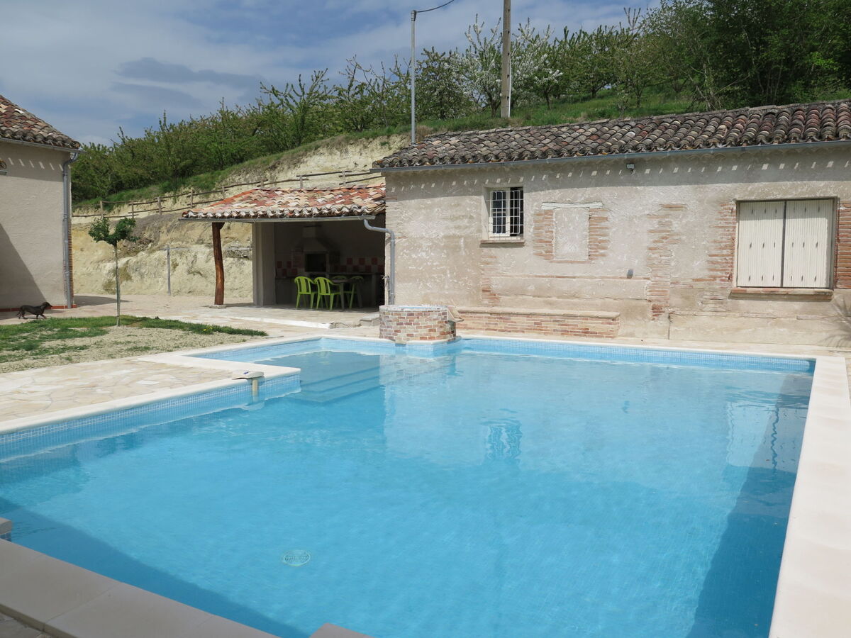 Touzy, gîte 5 chambres avec piscine à L'Honor-de-Cos - Photo 24