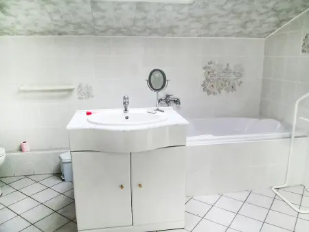 Fromental - Maison 9 pers., piscine et 4'000 m² : photo 16