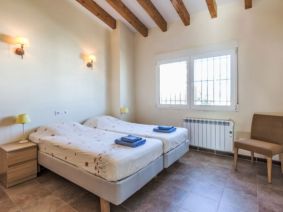 Casa Salvador, villa 4 chambres avec piscine à Pego - Photo 13