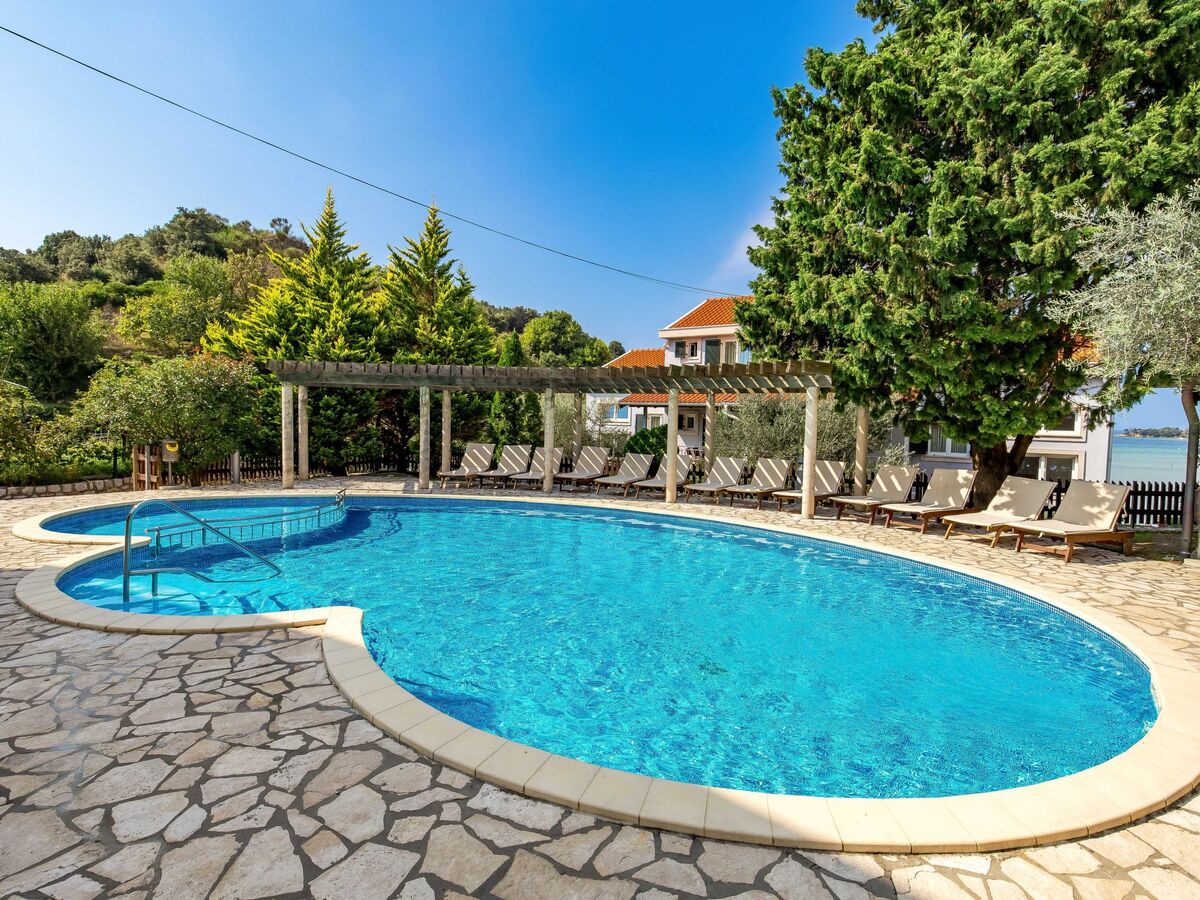 Maison Lucija, 6 pers. à 50m de la mer, piscine chauffée - Photo 1