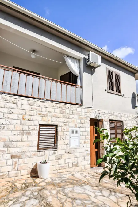 Maison Marija à 50 m de la mer, Rovanjska