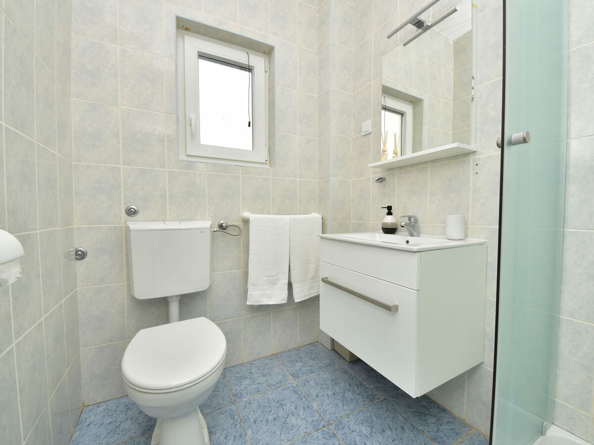 Maison Milka à Novigrad, 5 chambres vue mer - Photo 12