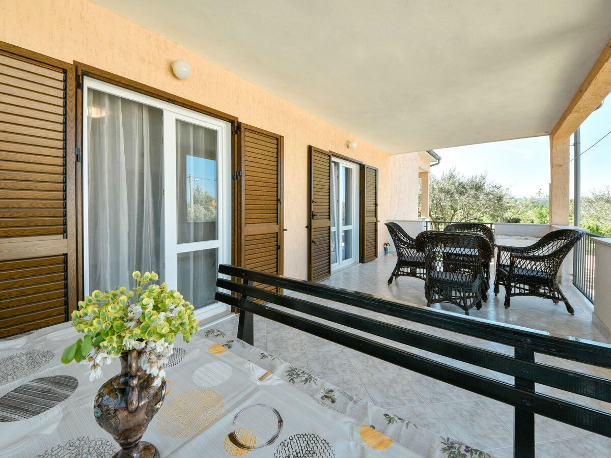 Maison Mia à Novigrad : 8 pers, terrasse vue mer - Photo 5