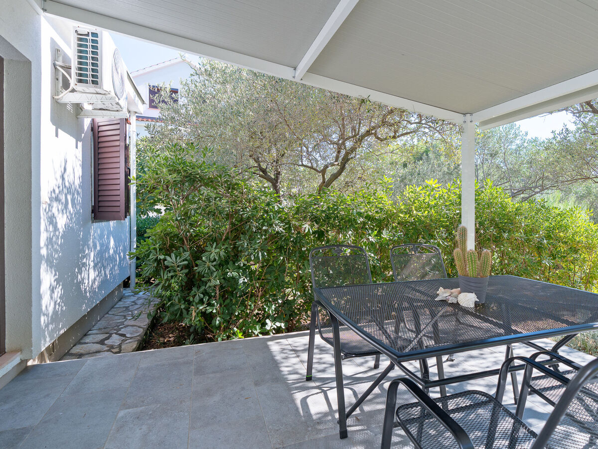 Maison Nikolina à Vir, piscine et plage à 400 m - Photo 19
