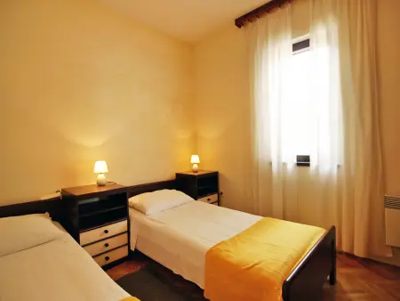 Maison Mirta à Mali Iž, 30 m de la mer, vue panoramique : photo 10