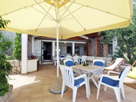 Maison Mirta à Mali Iž, 30 m de la mer, vue panoramique : photo 21
