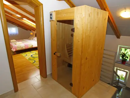 Mihovilka, maison 6 chambres avec piscine privée : photo 28