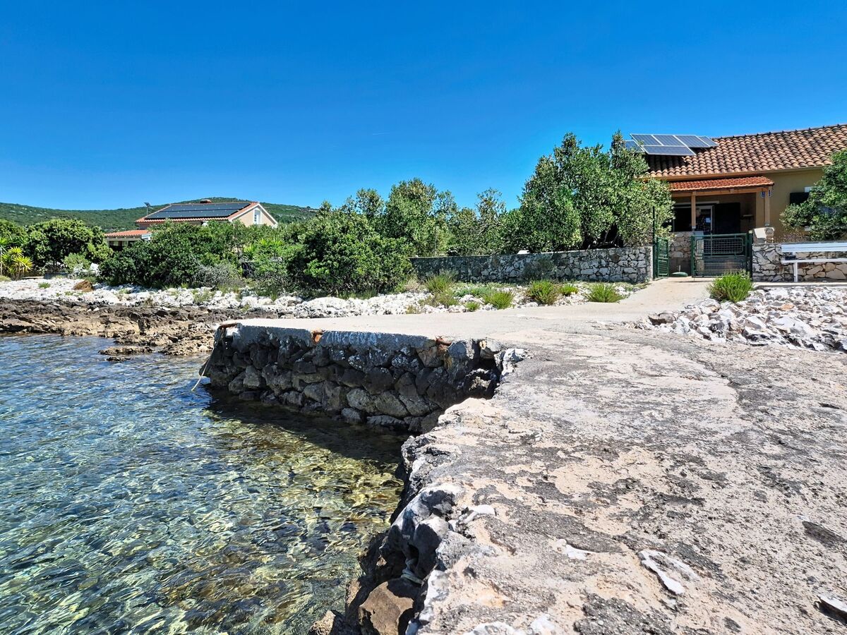 Maison Rudi sur l'île de Pašman, vue mer directe - Photo 37