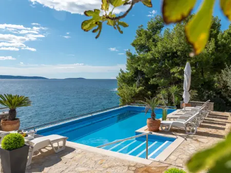 Location appartement à Trogir Okrug Gornji, Villa Pinia