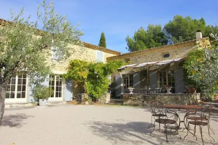 Location maison à Vaison la Romaine, Manoir à Vaison-la-Romaine avec Piscine Privée