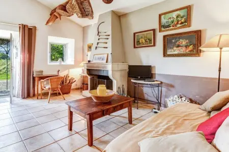 Le Mûrier, gîte 4 pers. avec piscine à Oppède : photo 3