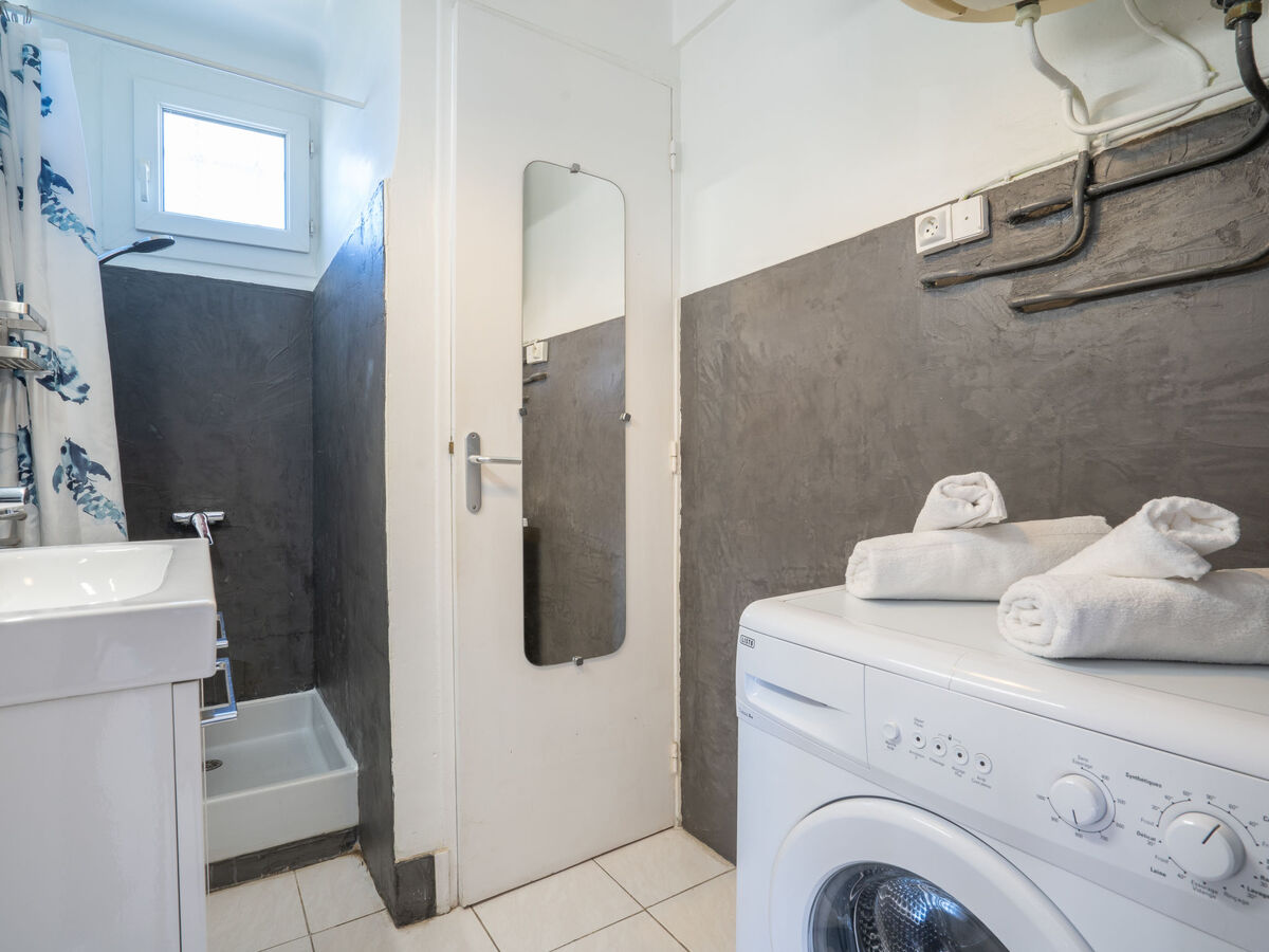 Studio La Sirène à 50 m de la plage, vue mer - Photo 13