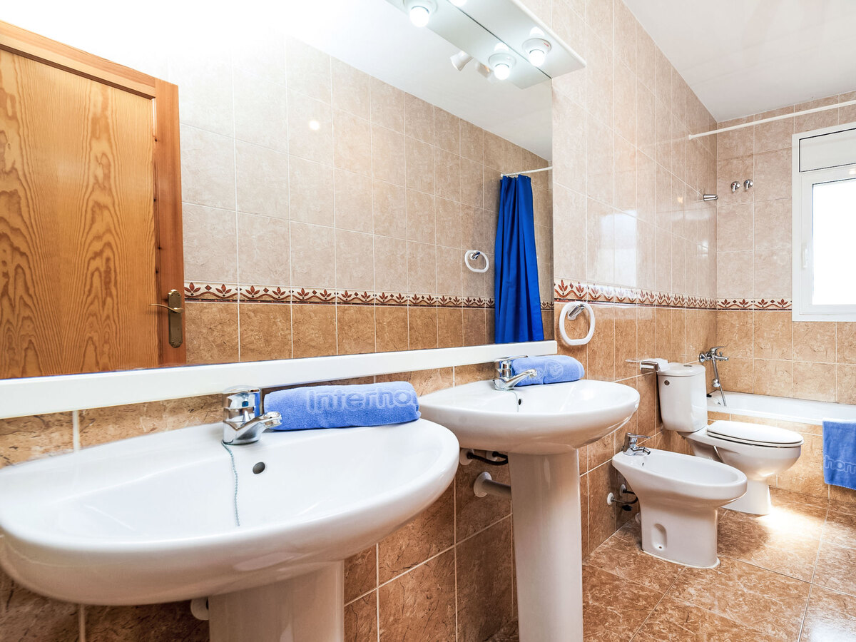 Villa Sant Jordi – 10 pers., piscine privée à L'Ametlla de Mar - Photo 9
