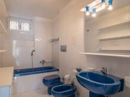 Botti – Appartement Ventimiglia, 50m de la plage : photo 11