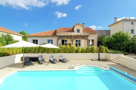 La Prèze 16 près de la Dordogne, Villa de luxe avec piscine privée à Rouzède - Photo 1