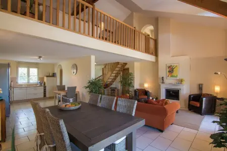 La Prèze 16 près de la Dordogne, Villa de luxe avec piscine privée à Rouzède - Photo 4