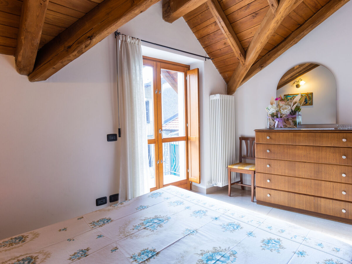 Rosa, maison rustique rénovée à Varenna - Photo 9