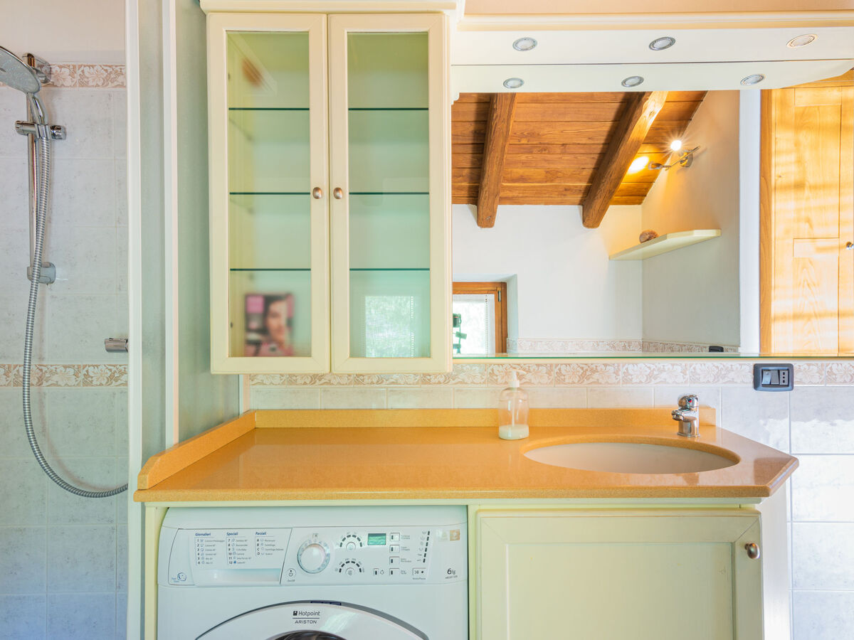 Rosa, maison rustique rénovée à Varenna - Photo 11