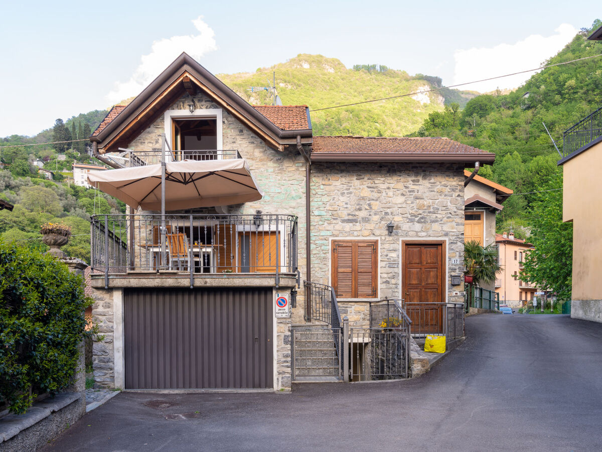 Rosa, maison rustique rénovée à Varenna - Photo 16