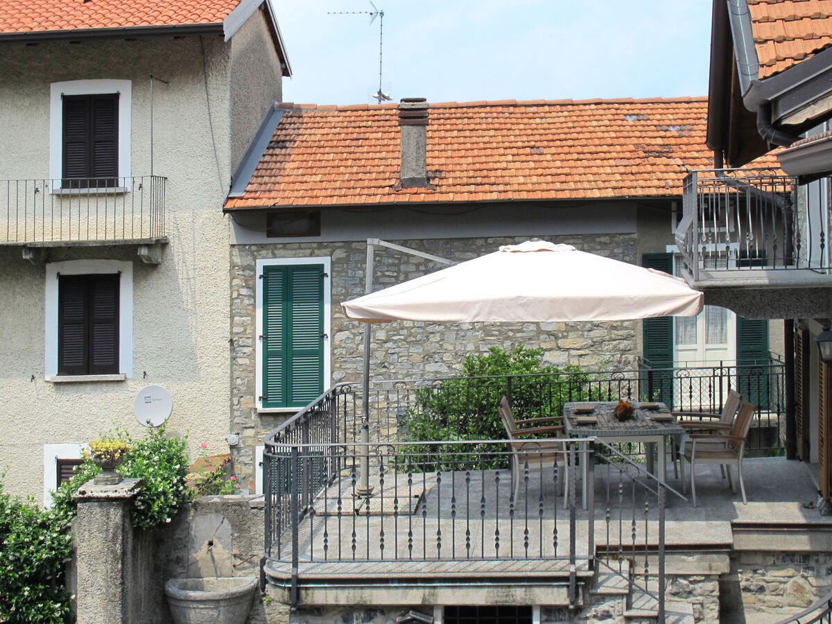 Rosa, maison rustique rénovée à Varenna - Photo 17