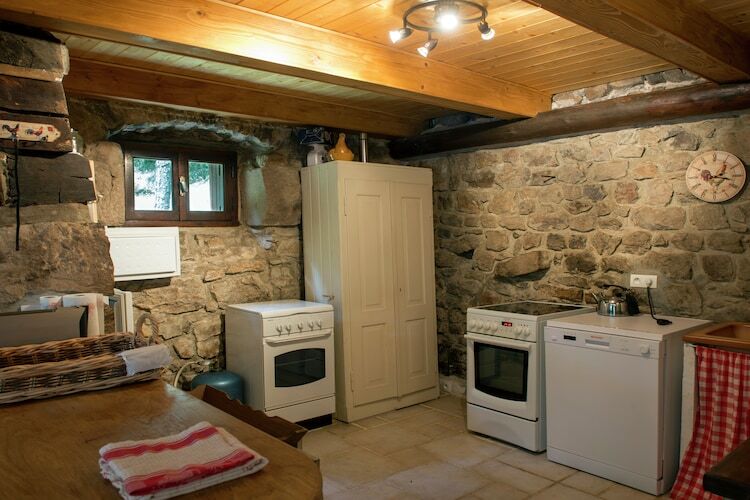 Ferme restaurée 4 chambres, montagne ardéchoise, lac à 12 km - Photo 4