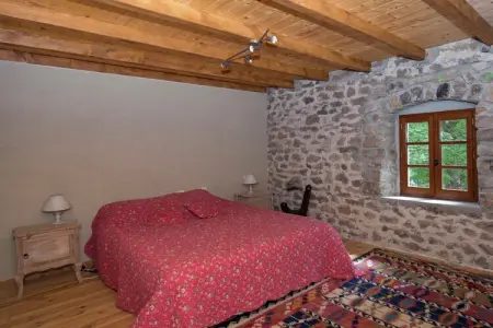 Ferme restaurée 4 chambres, montagne ardéchoise, lac à 12 km : photo 5
