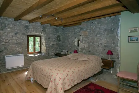 Ferme restaurée 4 chambres, montagne ardéchoise, lac à 12 km : photo 16