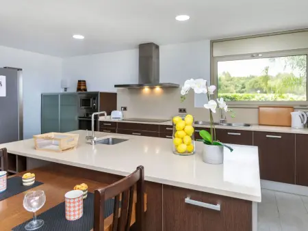 Maison Palmbeach, confortable et moderne avec piscine privée - Photo 2