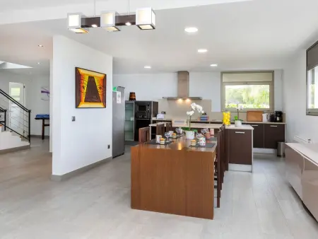 Maison Palmbeach, confortable et moderne avec piscine privée - Photo 8