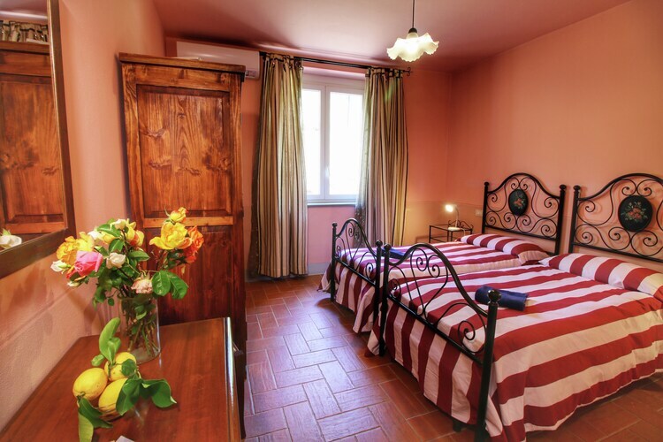 Villa Lucignano, maison 13 personnes avec piscine - Photo 11