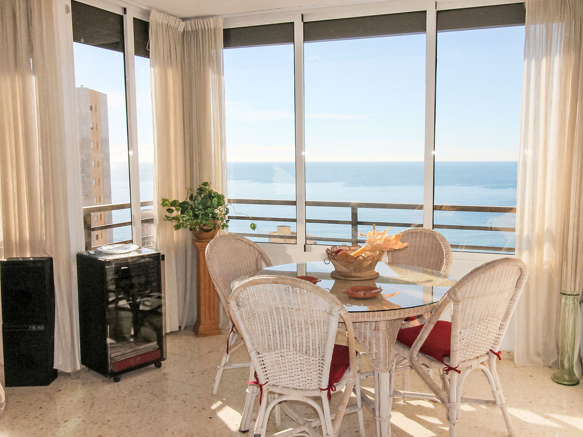 Vistamar : appartement vue mer à Benidorm, 13e étage - Photo 3
