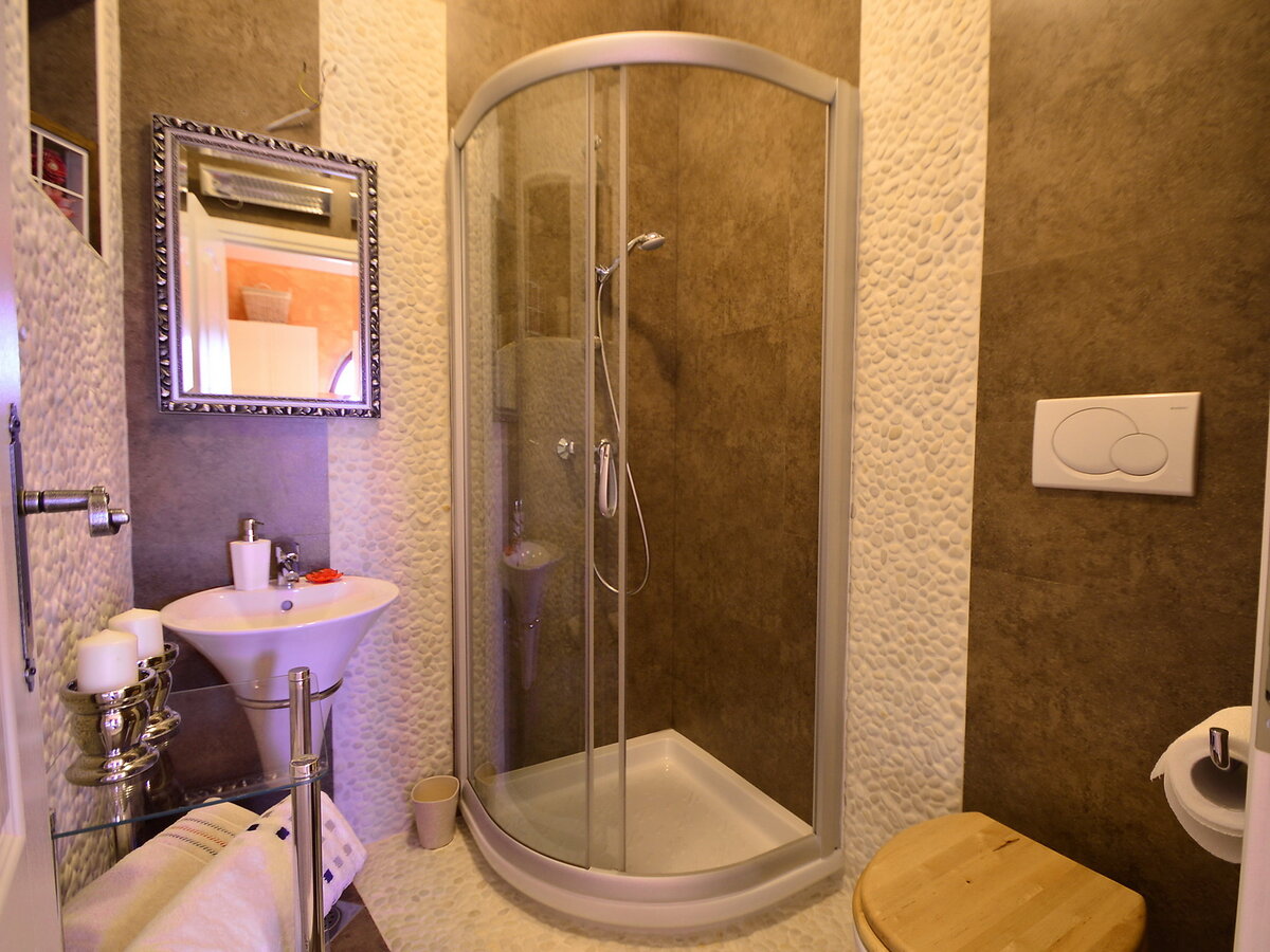 Villa Olea, maison jumelée avec piscine privée à Opatija - Photo 16