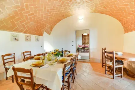 Villa San Pietro, Villa en Toscane avec Piscine & Oliviers - Photo 18