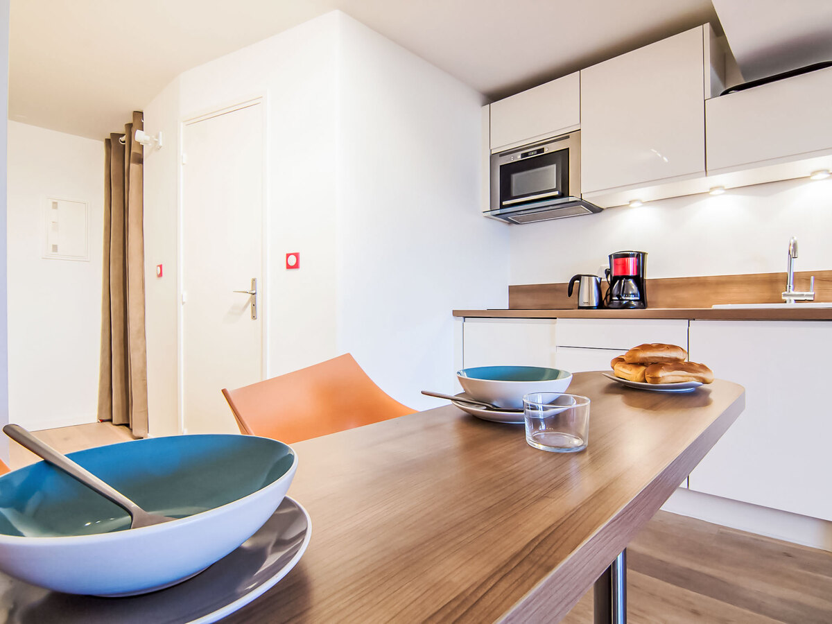 Studio vue port au 6e étage, balcon est – Deauville - Photo 10