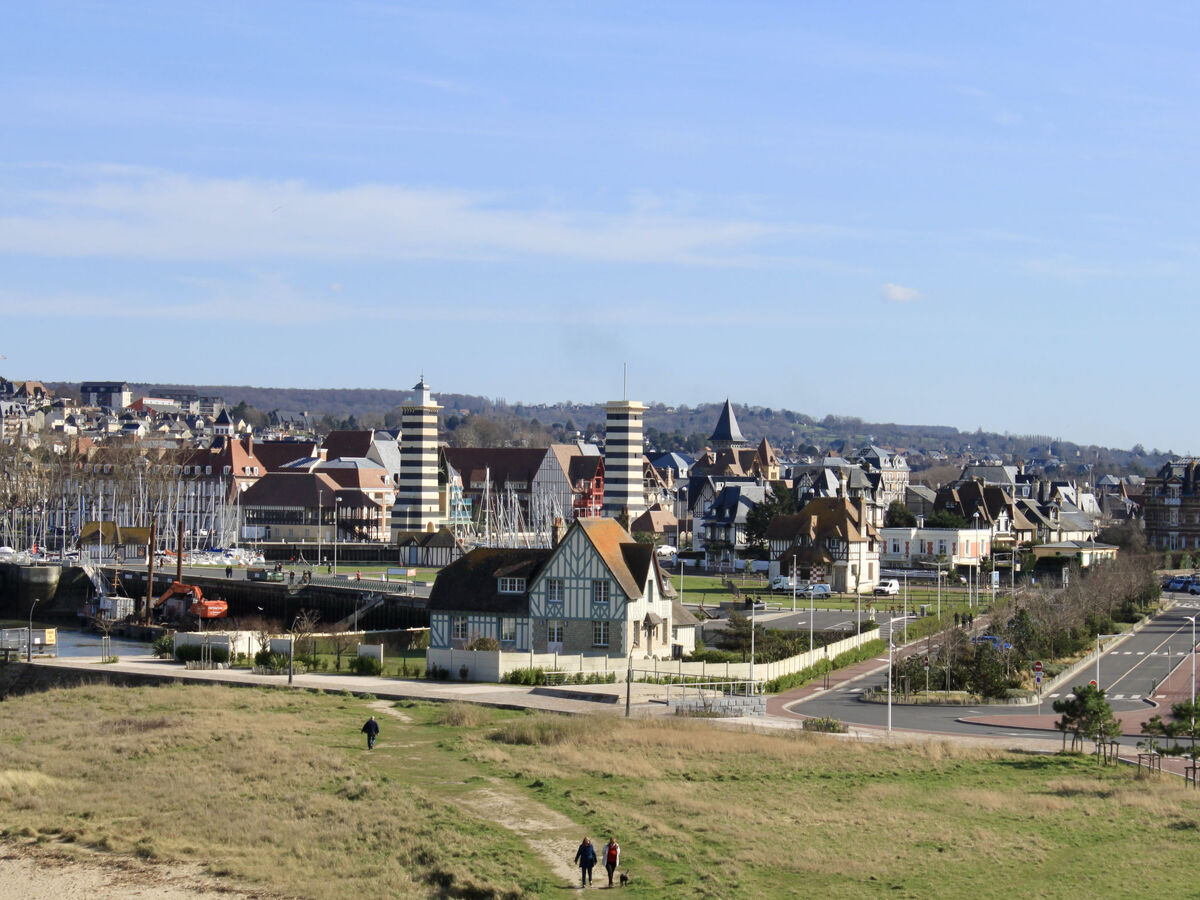 Studio vue port au 6e étage, balcon est – Deauville - Photo 19