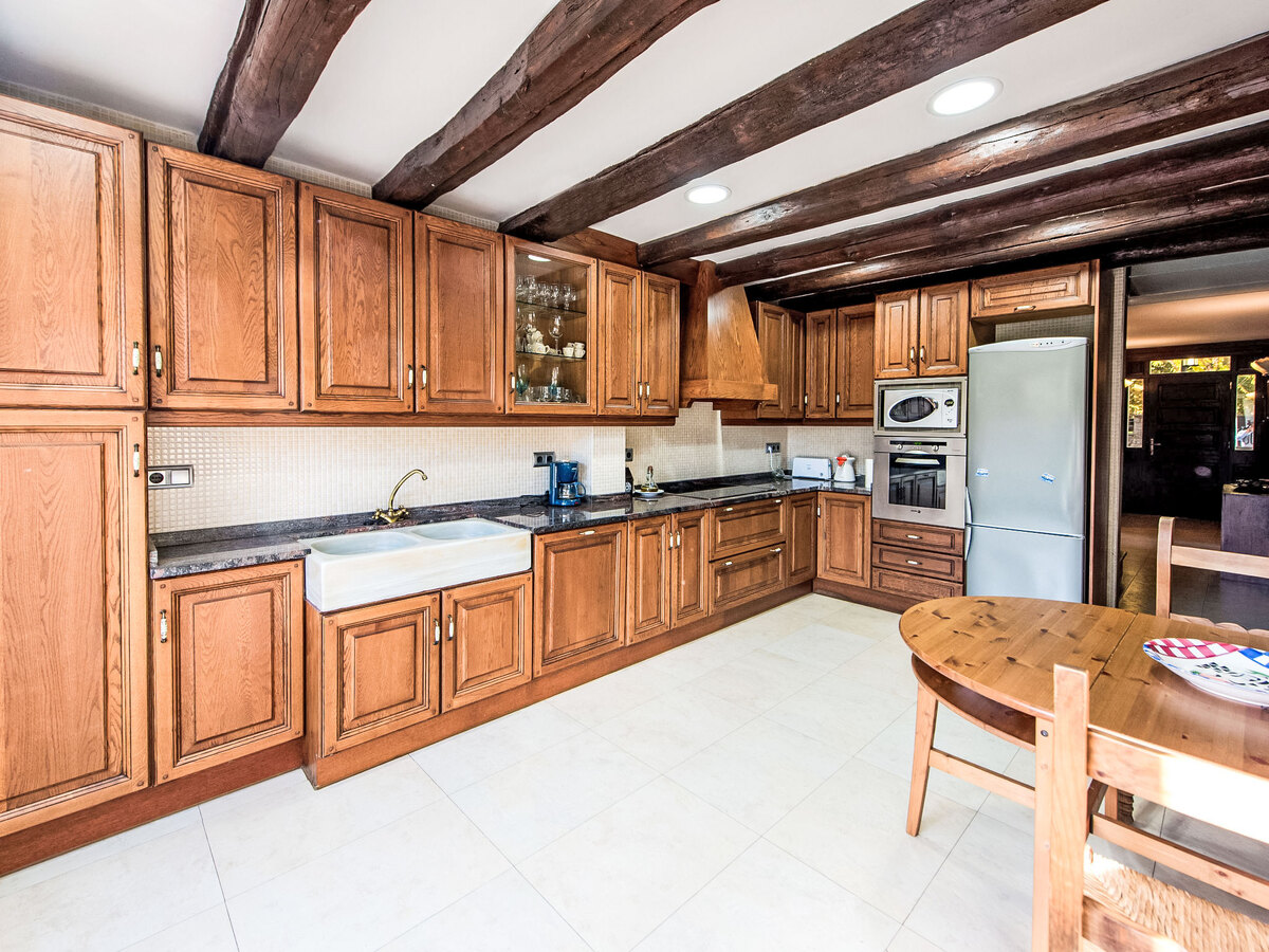 Can Oscar, maison 6 chambres avec piscine à La Seu d'Urgell - Photo 3