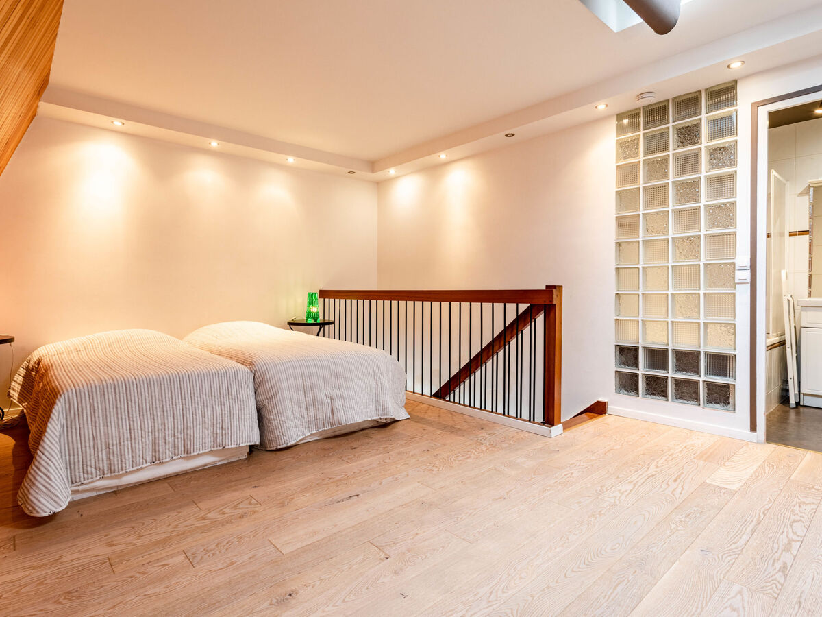 Appartement Les Cigognes, balcon sud à 500 m de la plage - Photo 4