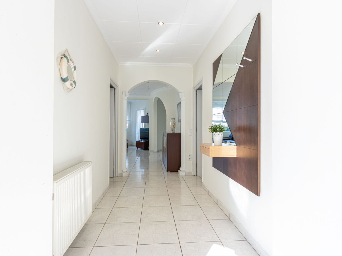 Maison Francoli avec piscine et amarrage privé - Photo 13