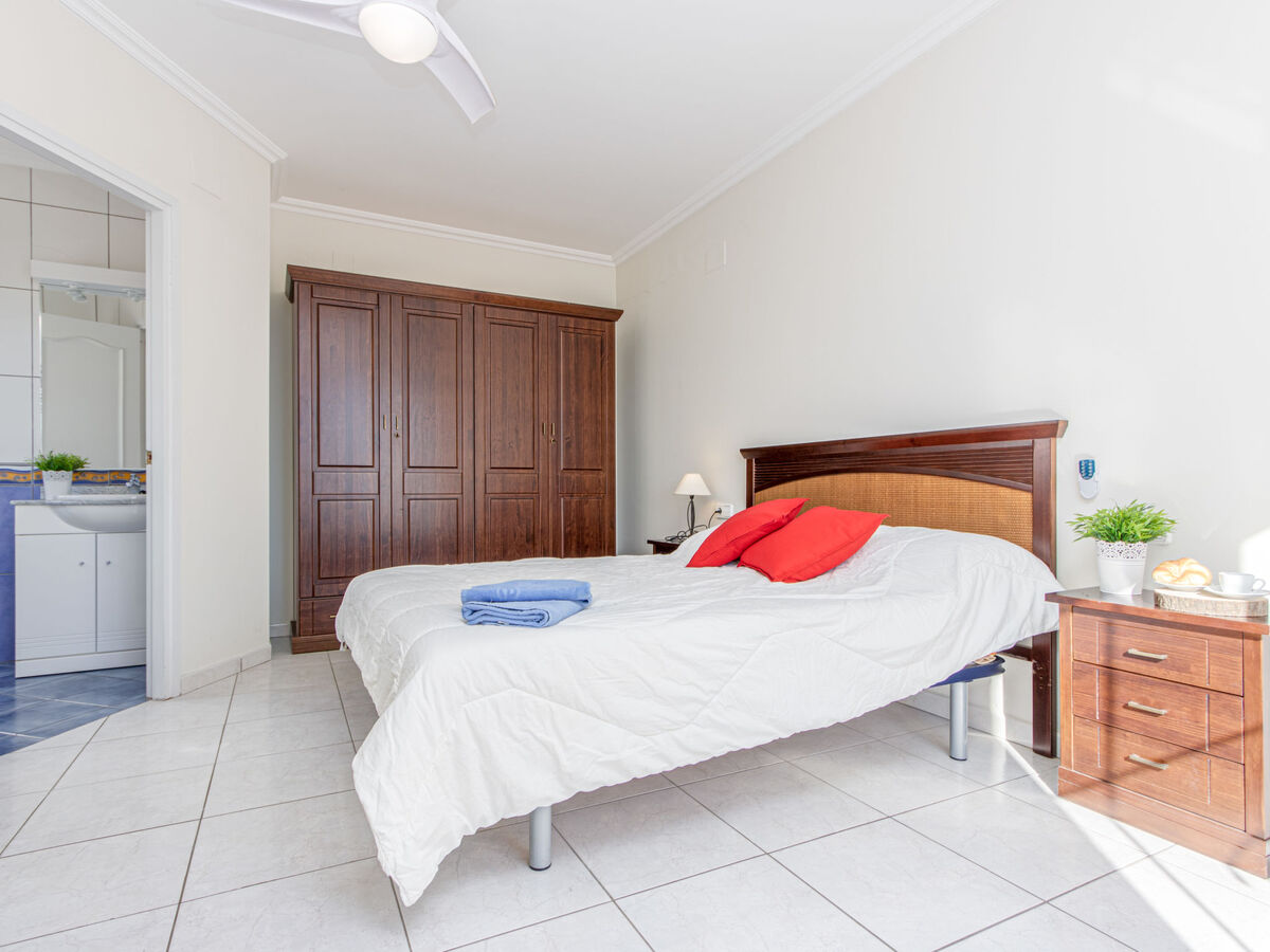 Maison Francoli avec piscine et amarrage privé - Photo 17