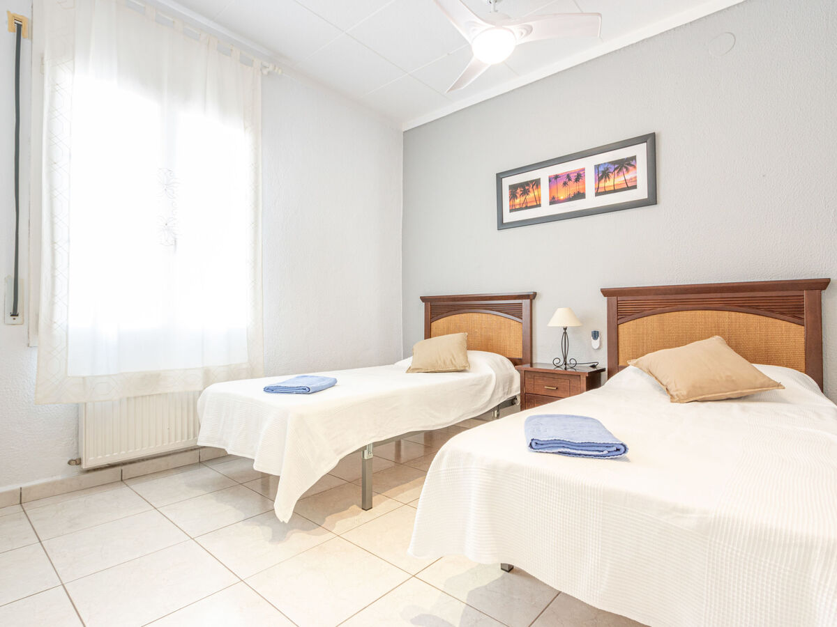 Maison Francoli avec piscine et amarrage privé - Photo 19